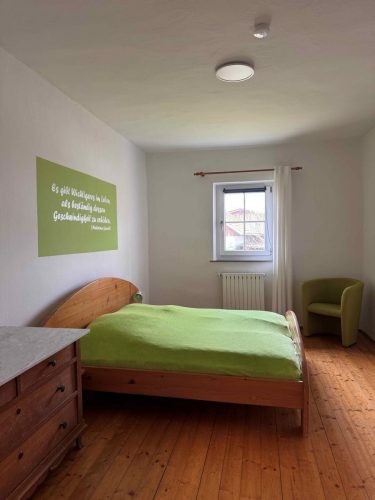 kleines Schlafzimmer
